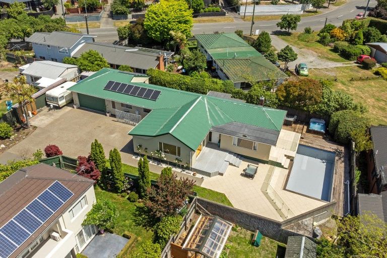 Photo of property in 232 Lake Terrace Road, Shirley, Christchurch, 8061