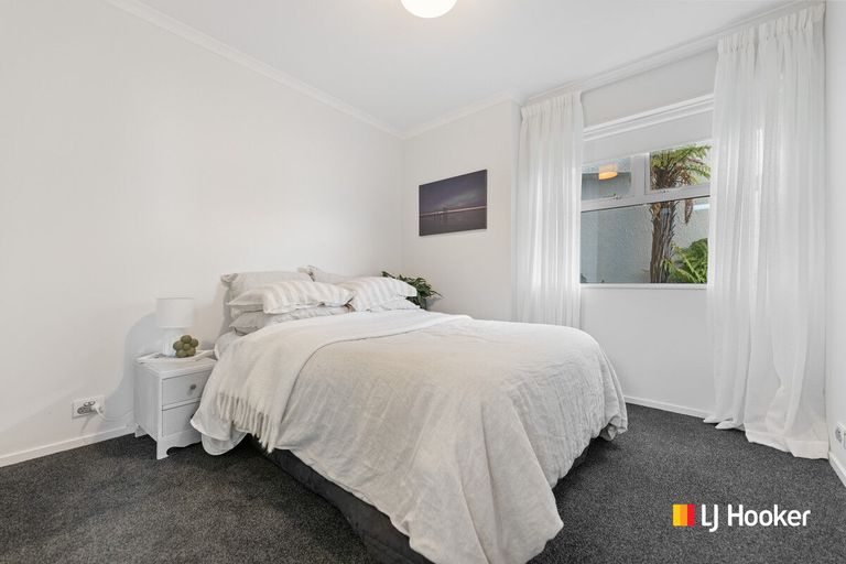 Photo of property in 63 Cliffs Road, Saint Clair, Dunedin, 9012