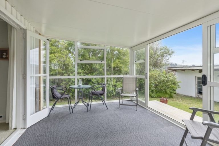 Photo of property in 49 Manuka Street, Stokes Valley, Lower Hutt, 5019