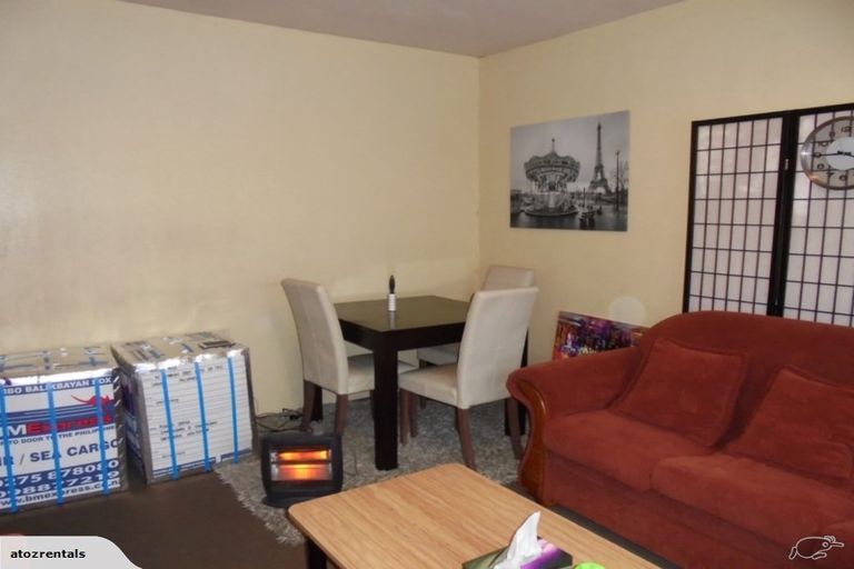 Photo of property in 2/944 Colombo Street, St Albans, Christchurch, 8014