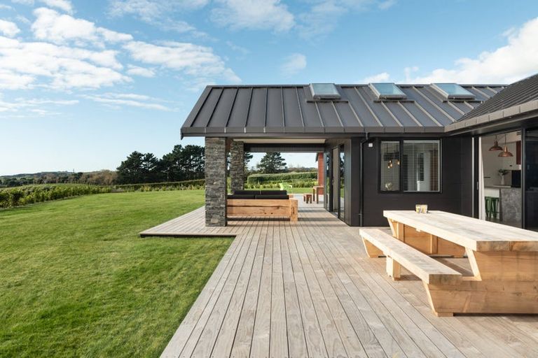 Photo of property in 101 Trig Road, Whitford, 2571