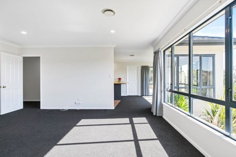 Photo of property in 461 Ponga Road, Opaheke, Papakura, 2584