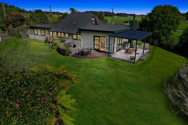 Photo of property in 43 Te Horo Hautere Cross Road, Te Horo, Otaki, 5582