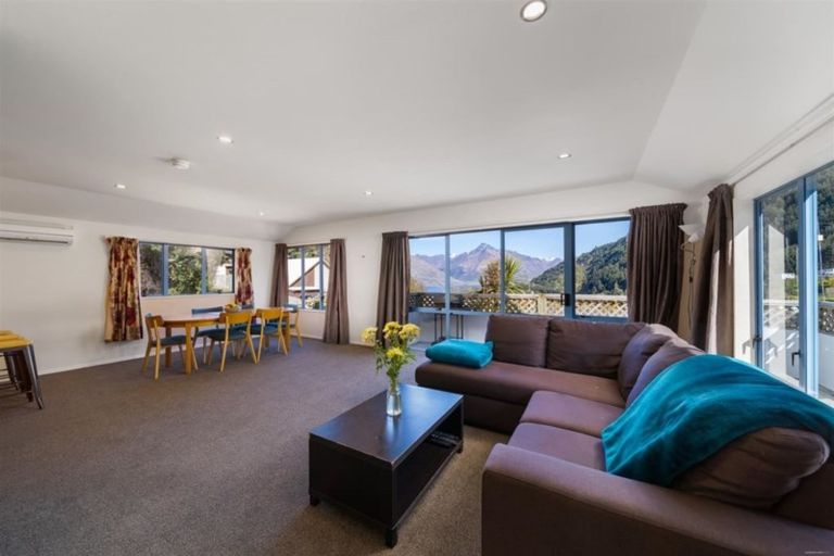 Photo of property in 20b Watts Road, Fernhill, Queenstown, 9300