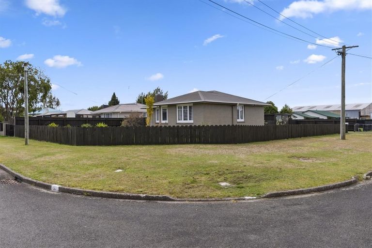 Photo of property in 6 Kaka Street, Western Heights, Rotorua, 3015