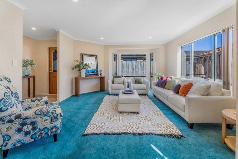 Photo of property in 19 Shankill Place, East Tamaki, Auckland, 2013