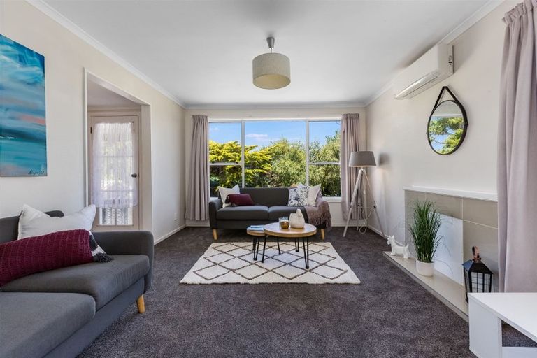 Photo of property in 84 Castor Crescent, Cannons Creek, Porirua, 5024