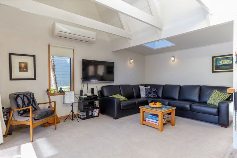 Photo of property in 3a Milton Terrace, Picton, 7220