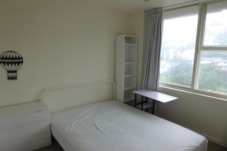Photo of property in Terrace Tower Apartments, 9f/126 The Terrace, Wellington Central, Wellington, 6011