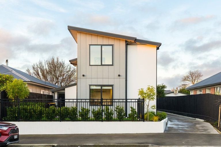 Photo of property in 1/214 Barrington Street, Somerfield, Christchurch, 8024