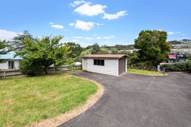 Photo of property in 626 Whangaparaoa Road, Stanmore Bay, Whangaparaoa, 0932