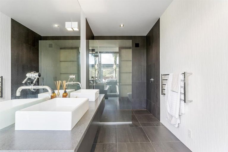 Photo of property in 184 Mangatawhiri Road, Omaha, 0986