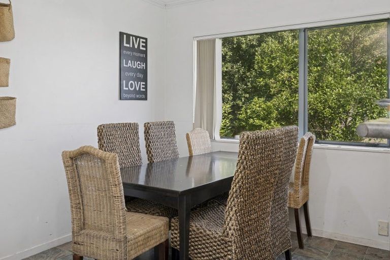 Photo of property in 48 Robinson Avenue, Holdens Bay, Rotorua, 3010