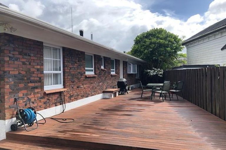 Photo of property in 11 Polandson Place, Opaheke, Papakura, 2113