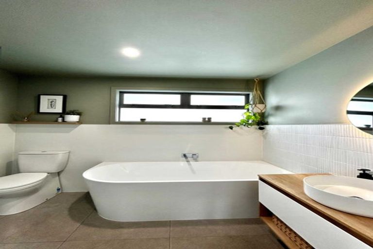 Photo of property in 12 Russell Street, Whanganui, 4500