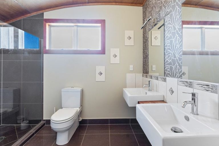 Photo of property in 13 Rodney Avenue, Te Horo Beach, Otaki, 5581