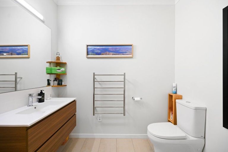 Photo of property in 8 Eskdale Lane, Flagstaff, Hamilton, 3210