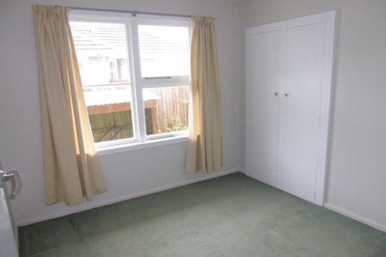 Photo of property in 23a Coniston Avenue, Te Atatu South, Auckland, 0610