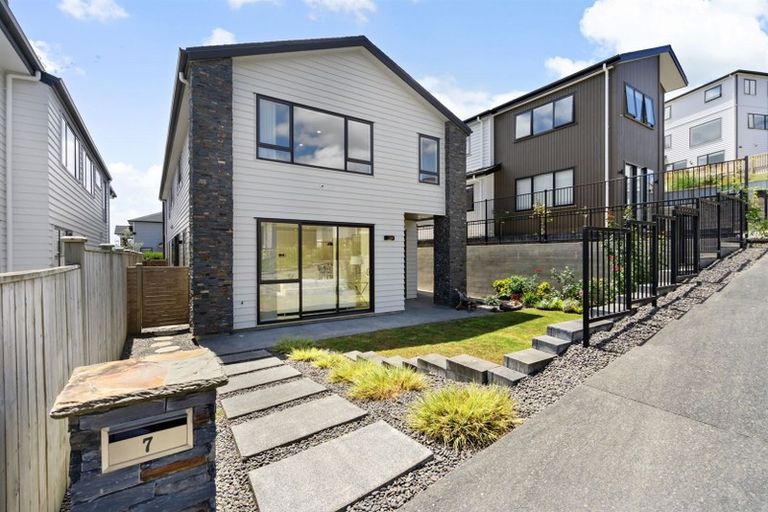 Photo of property in 7 Barque Rise, Long Bay, Auckland, 0630