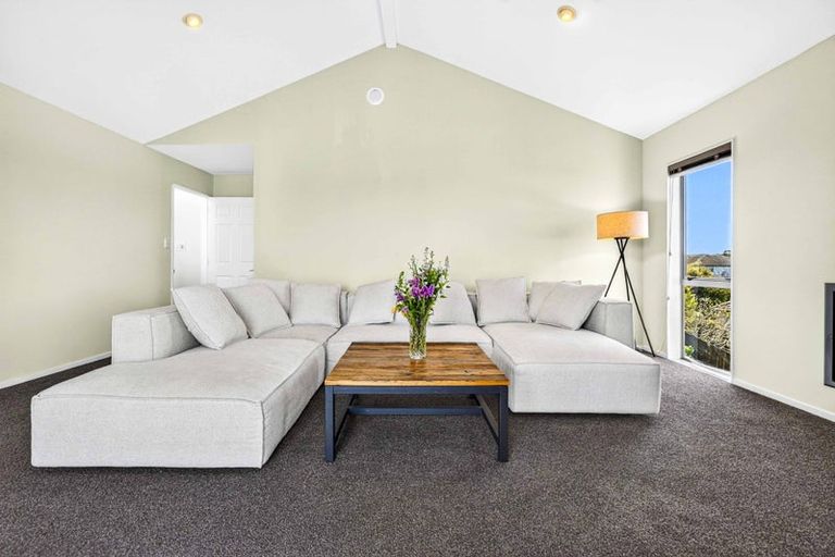 Photo of property in 21 Kotanui Avenue, Army Bay, Whangaparaoa, 0930