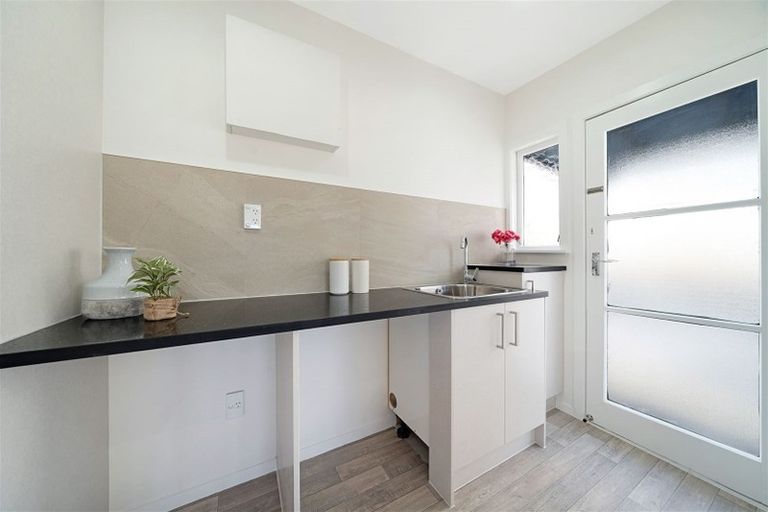 Photo of property in 65 Hetherington Road, Ranui, Auckland, 0612