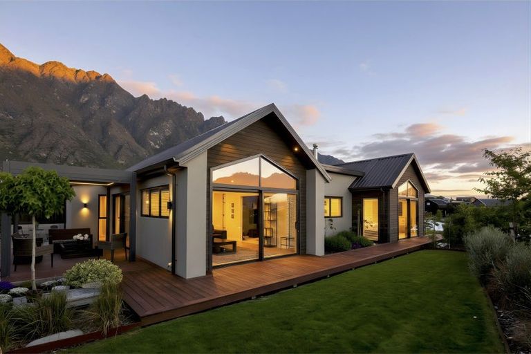 Photo of property in 66 Spur Ridge Rise, Jacks Point, 9371