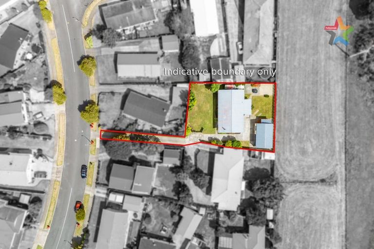 Photo of property in 25 Larchmont Grove, Totara Park, Upper Hutt, 5018