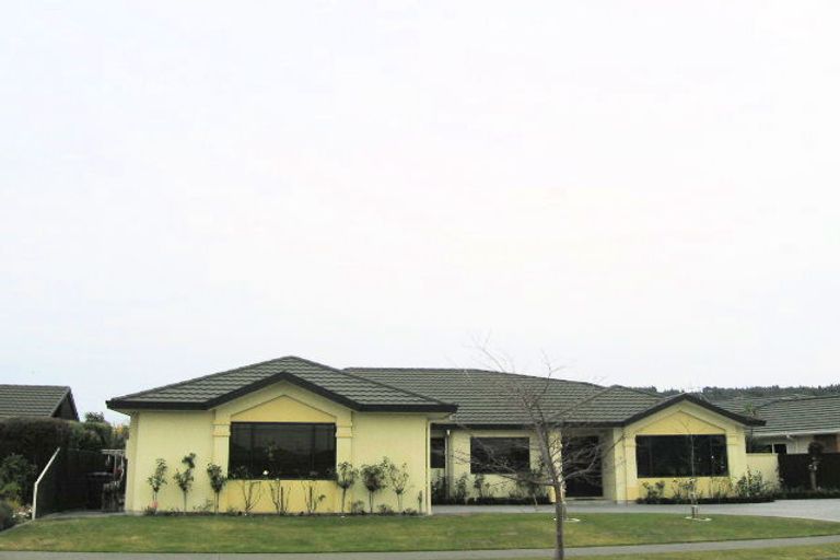 Photo of property in 27 Kensington Drive, Taradale, Napier, 4112