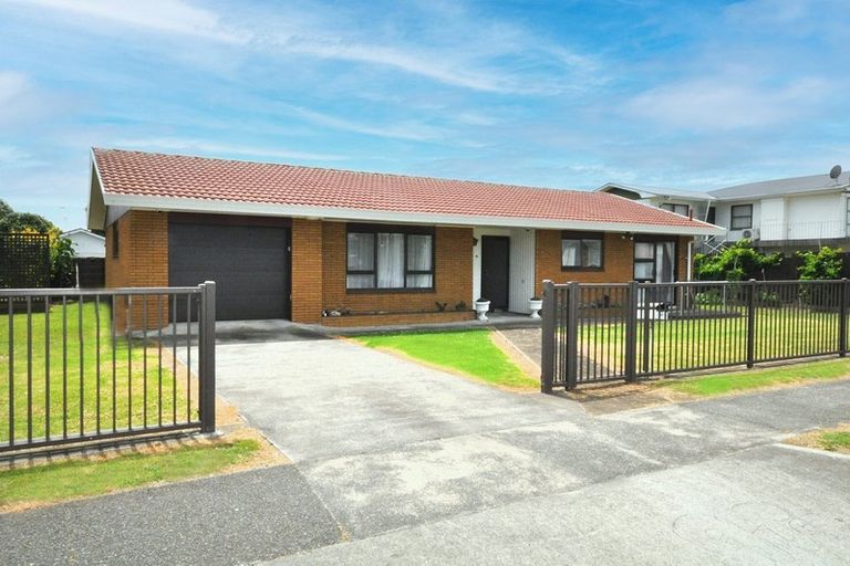 Photo of property in 88 Clevedon Road, Papakura, 2110