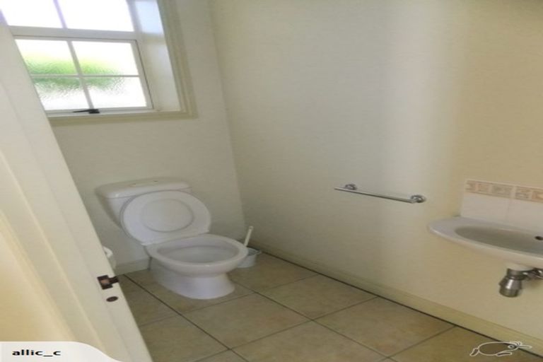 Photo of property in 33 Richmond Street, Fitzroy, New Plymouth, 4312