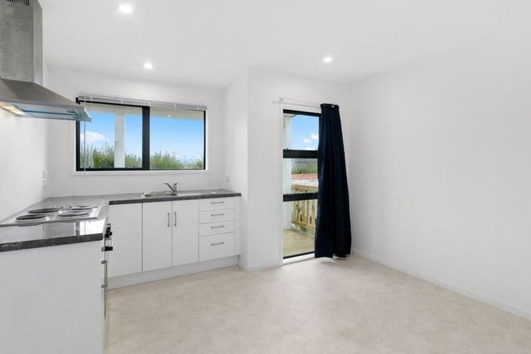 Photo of property in 5 Turner Drive, Western Heights, Rotorua, 3015