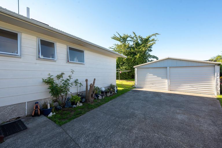 Photo of property in 18 Sequoia Crescent, Owhata, Rotorua, 3010