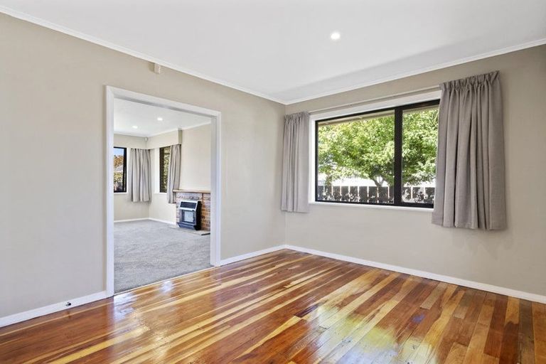 Photo of property in 63 Kashmir Avenue, Clouston Park, Upper Hutt, 5018