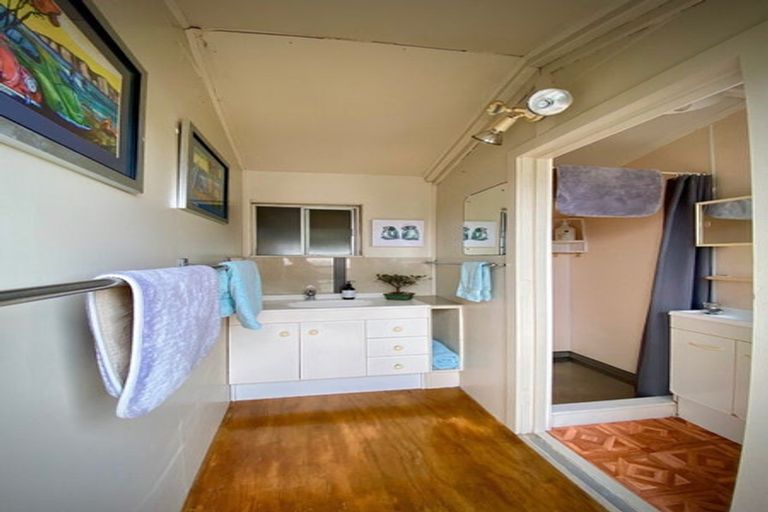 Photo of property in 102 Kauri Crescent, Matarangi, Whitianga, 3592