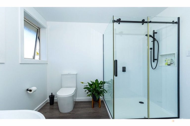 Photo of property in 9a Regent Street, West End, Timaru, 7910