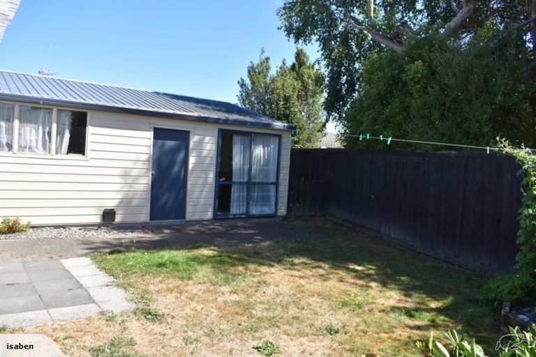 Photo of property in 8 Harvard Court, Melville, Hamilton, 3206