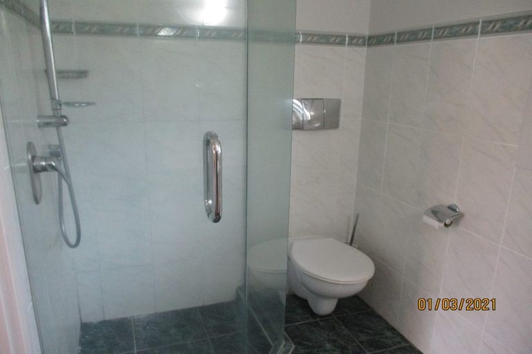 Photo of property in 23 Glenmore Road, Sunnyhills, Auckland, 2010