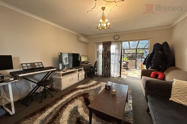 Photo of property in 2/14 Peer Street, Upper Riccarton, Christchurch, 8041