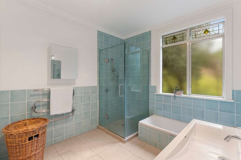 Photo of property in 5a Raukawa Grove, Waiuku, 2123