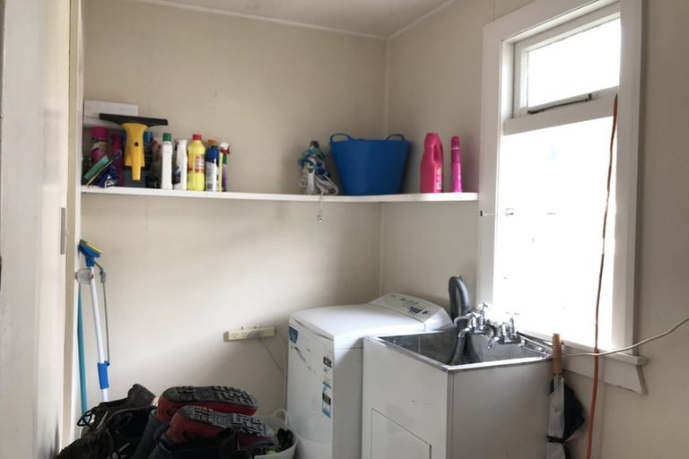 Photo of property in 49a Hampden Street, Picton, 7220