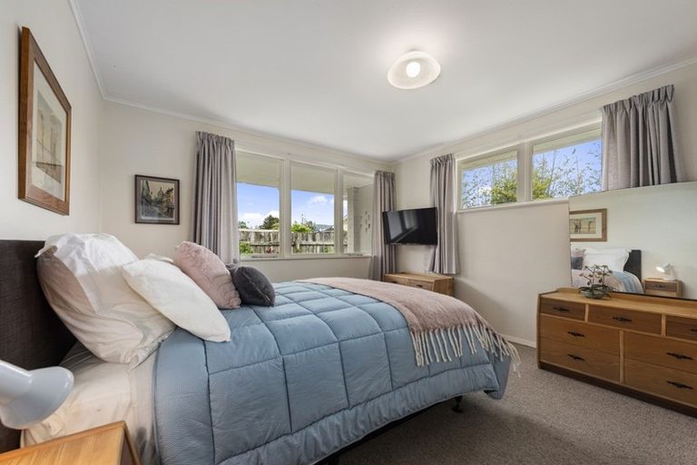 Photo of property in 1/15 Lane Street, Wallaceville, Upper Hutt, 5018