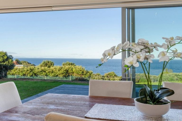 Photo of property in 22 Wonderview Road, Leigh, 0985