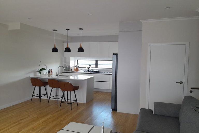 Photo of property in 6/5 Ayr Road, Pakuranga, Auckland, 2010