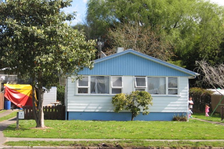 Photo of property in 5 Waitaha Road, Welcome Bay, Tauranga, 3112