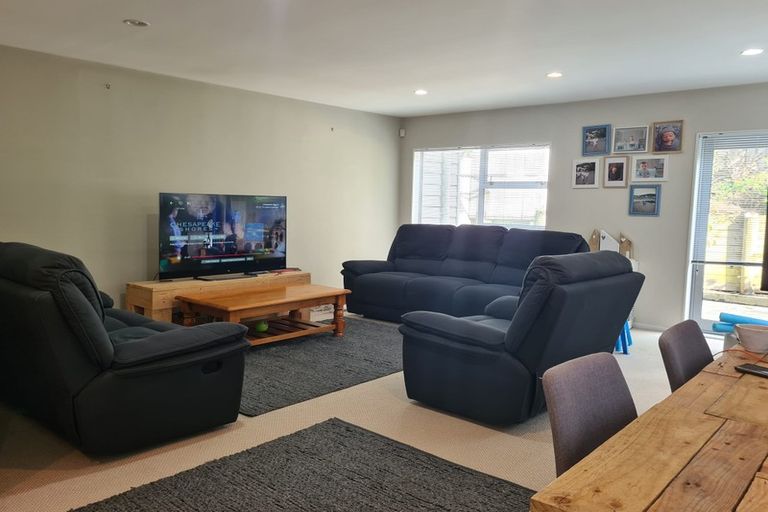 Photo of property in 34a Erlestoke Crescent, Churton Park, Wellington, 6037