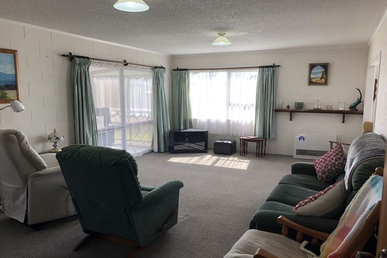 Photo of property in 216 Parklands Avenue, Bell Block, New Plymouth, 4312