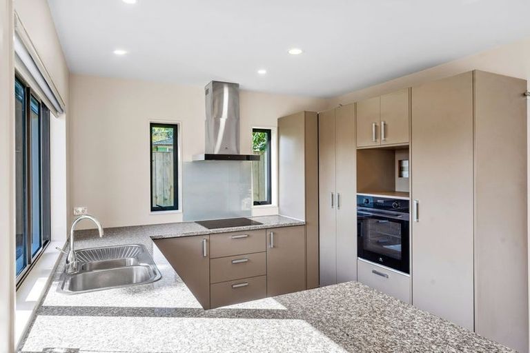 Photo of property in 65 Wallace Road, Mangere Bridge, Auckland, 2022