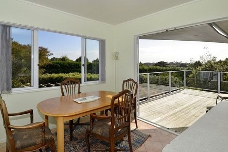 Photo of property in 295 Clarks Beach Road, Clarks Beach, Pukekohe, 2679