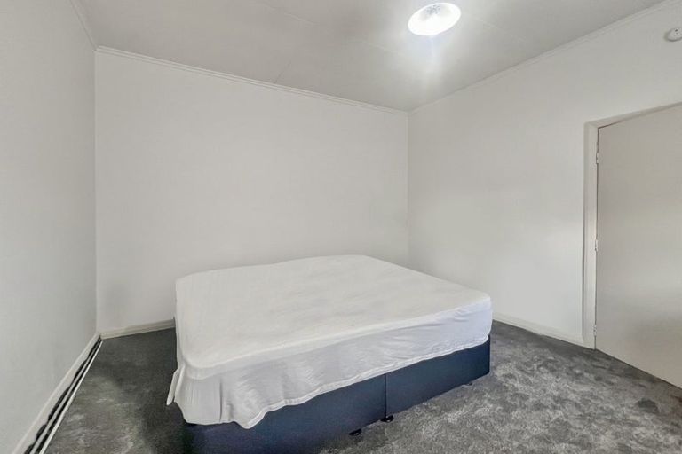 Photo of property in 124 Randwick Road, Moera, Lower Hutt, 5010