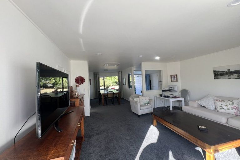Photo of property in 9 Woodgers Way, Somerville, Auckland, 2014